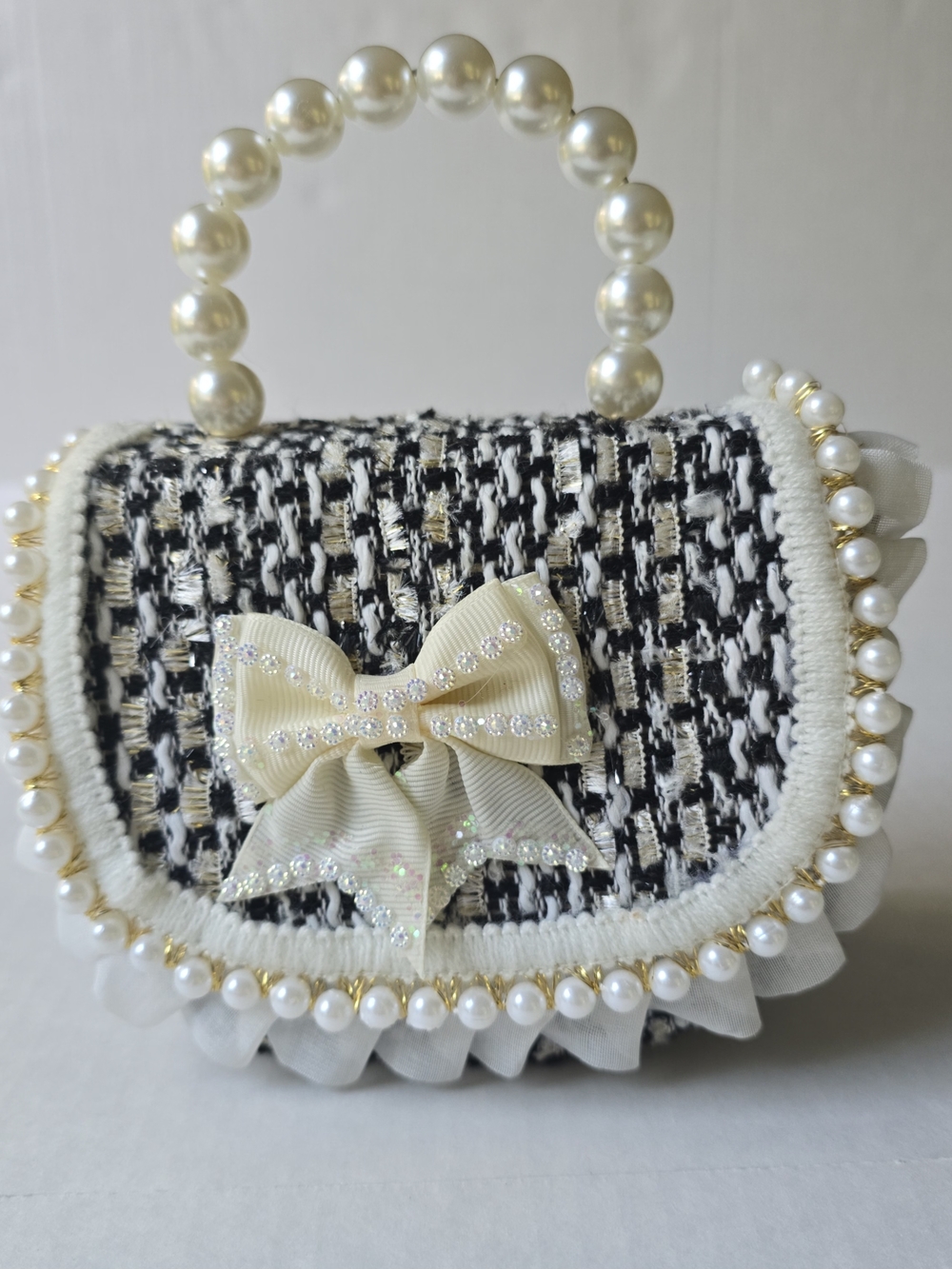 Pearl-Handle Tweed Mini Bag with Bow Accent - Cream & Black